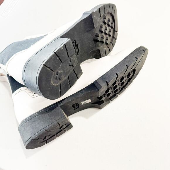 Coach Lory Leather Combat Bootie Slip on Mint Condition White Black Size 10 - Picture 5 of 7